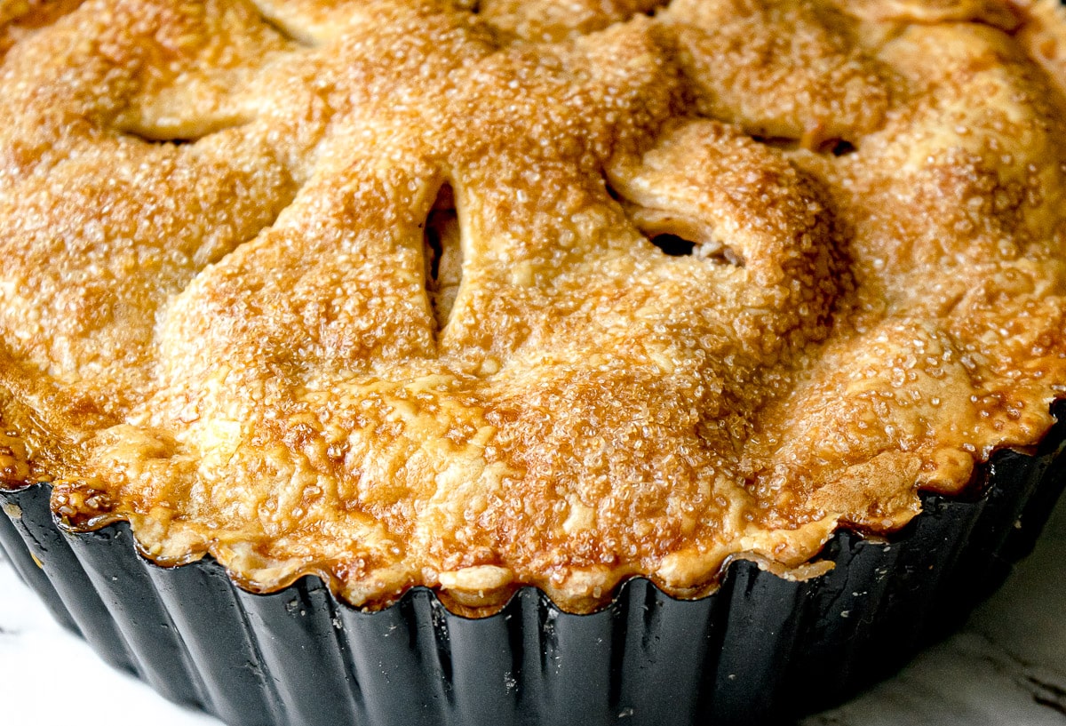 caramel apple pie recipe in the pie pan