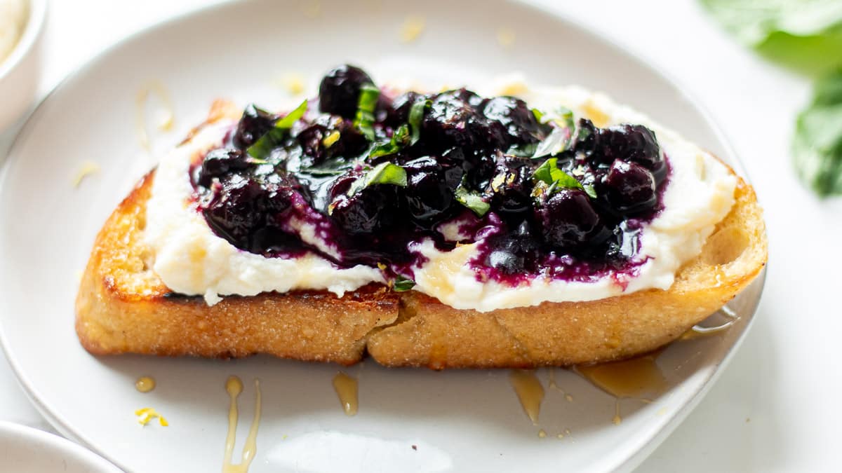 ricotta blueberry toast on a plate