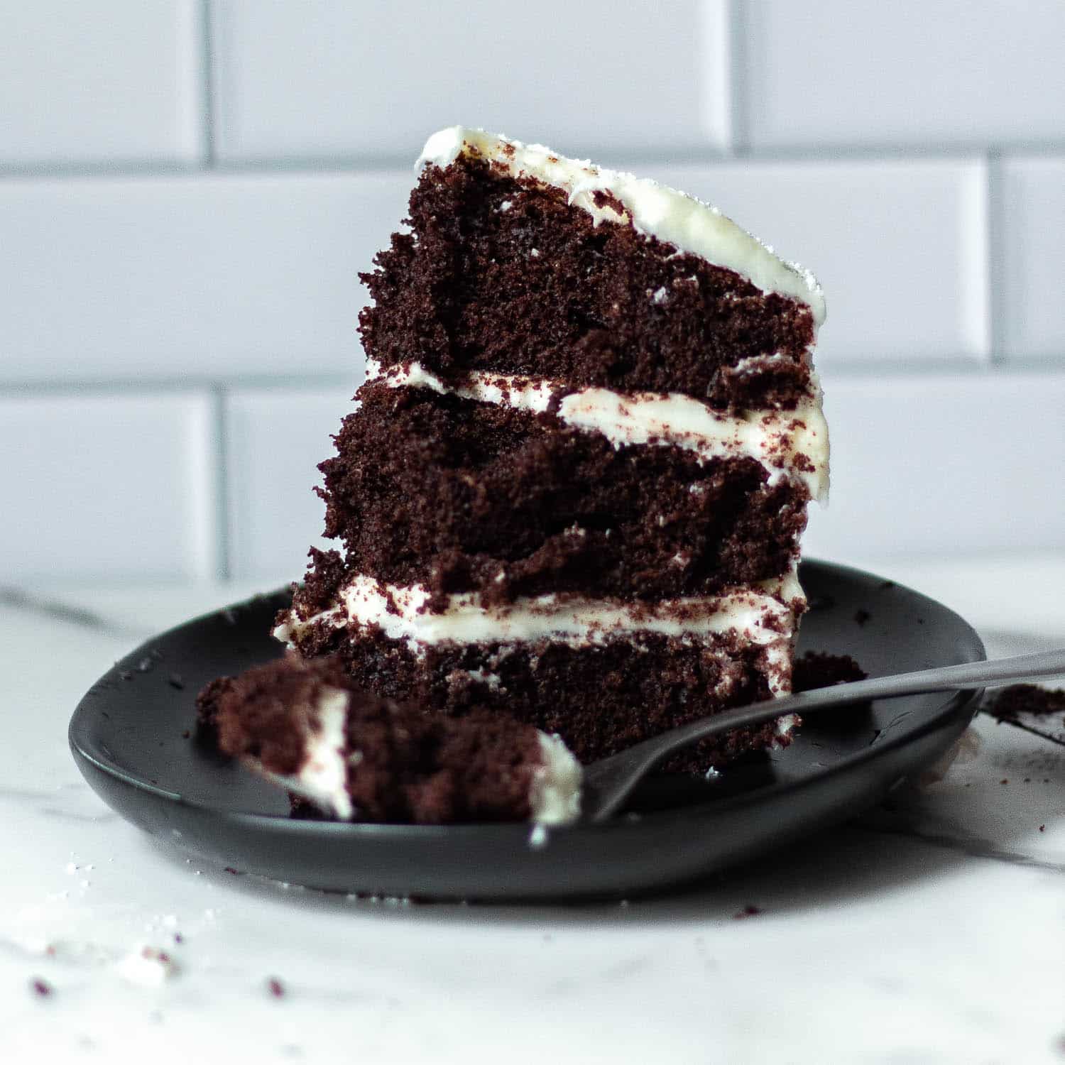 is chocolate cake with cream cheese frosting good
