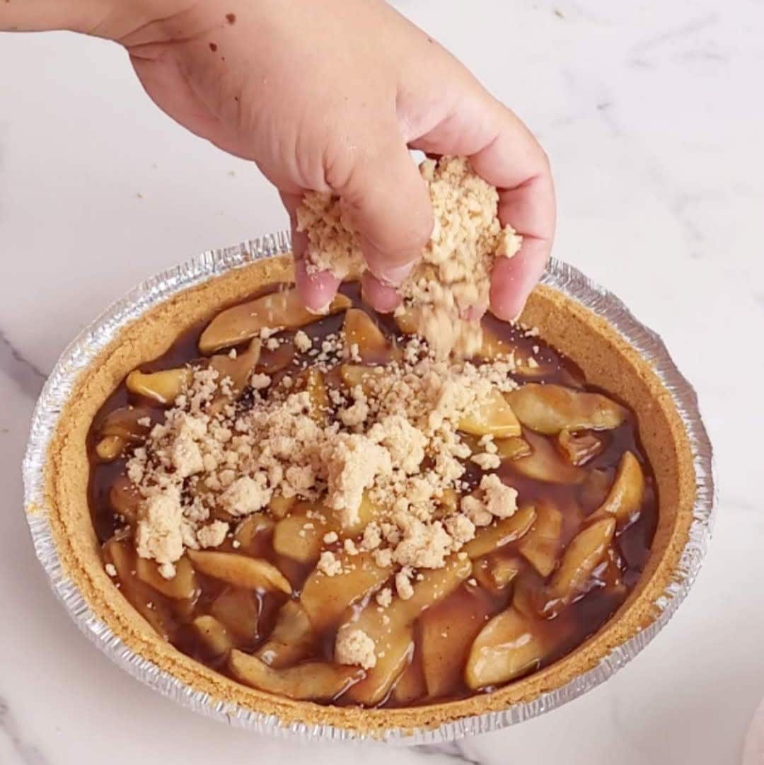 apple pie with graham cracker crust - step 4