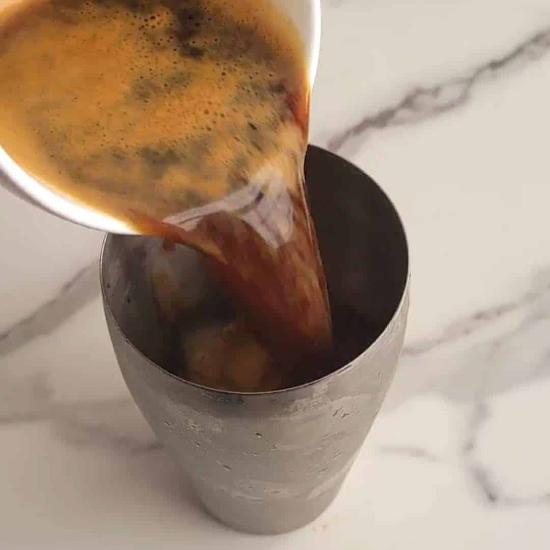 shaken espresso recipe step 1