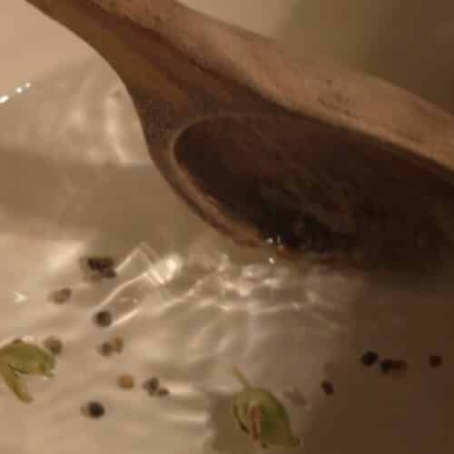 Easy Cardamom Syrup Recipe - Delicious and Simple - Chenée Today